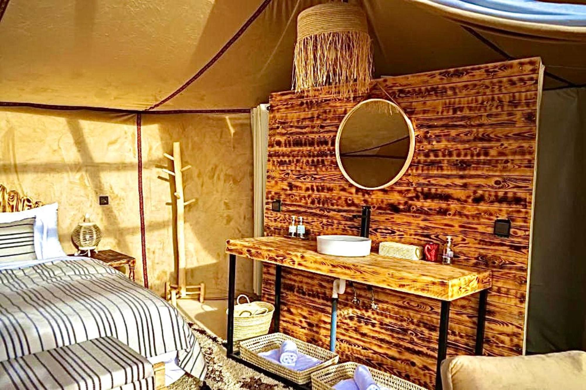 Sky View Camp Hotel Мерцуга Екстериор снимка