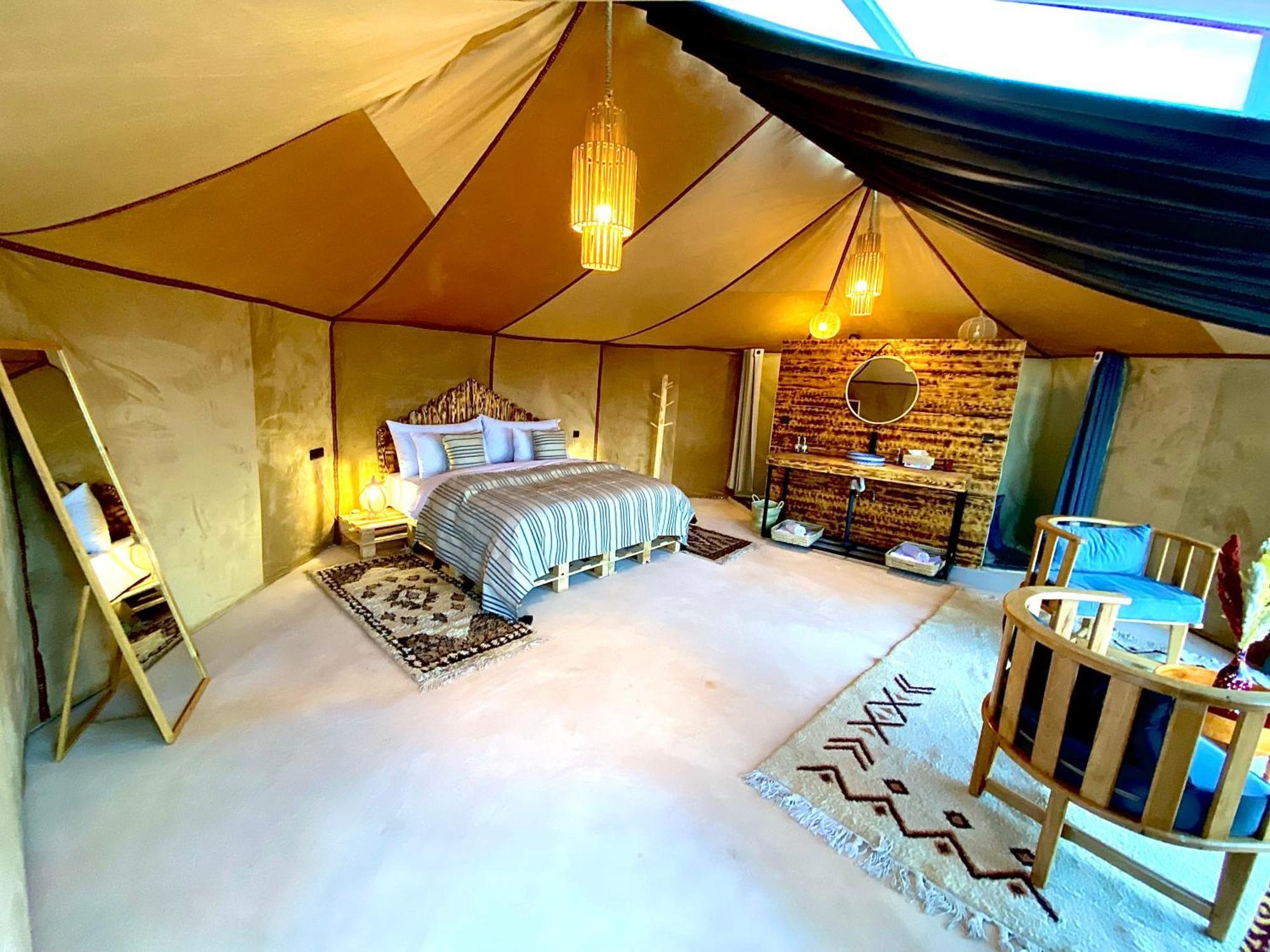 Sky View Camp Hotel Мерцуга Екстериор снимка