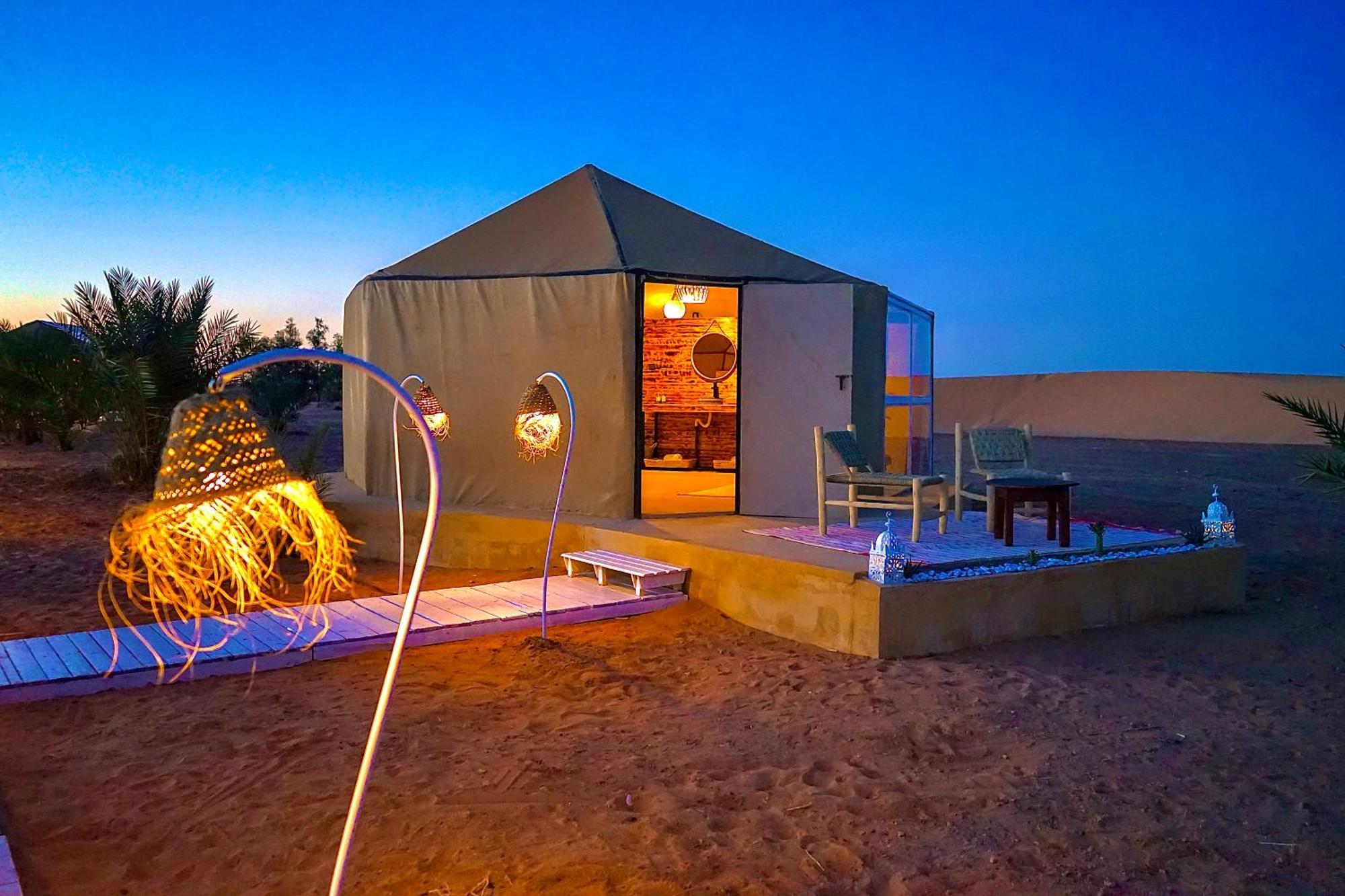 Sky View Camp Hotel Мерцуга Екстериор снимка