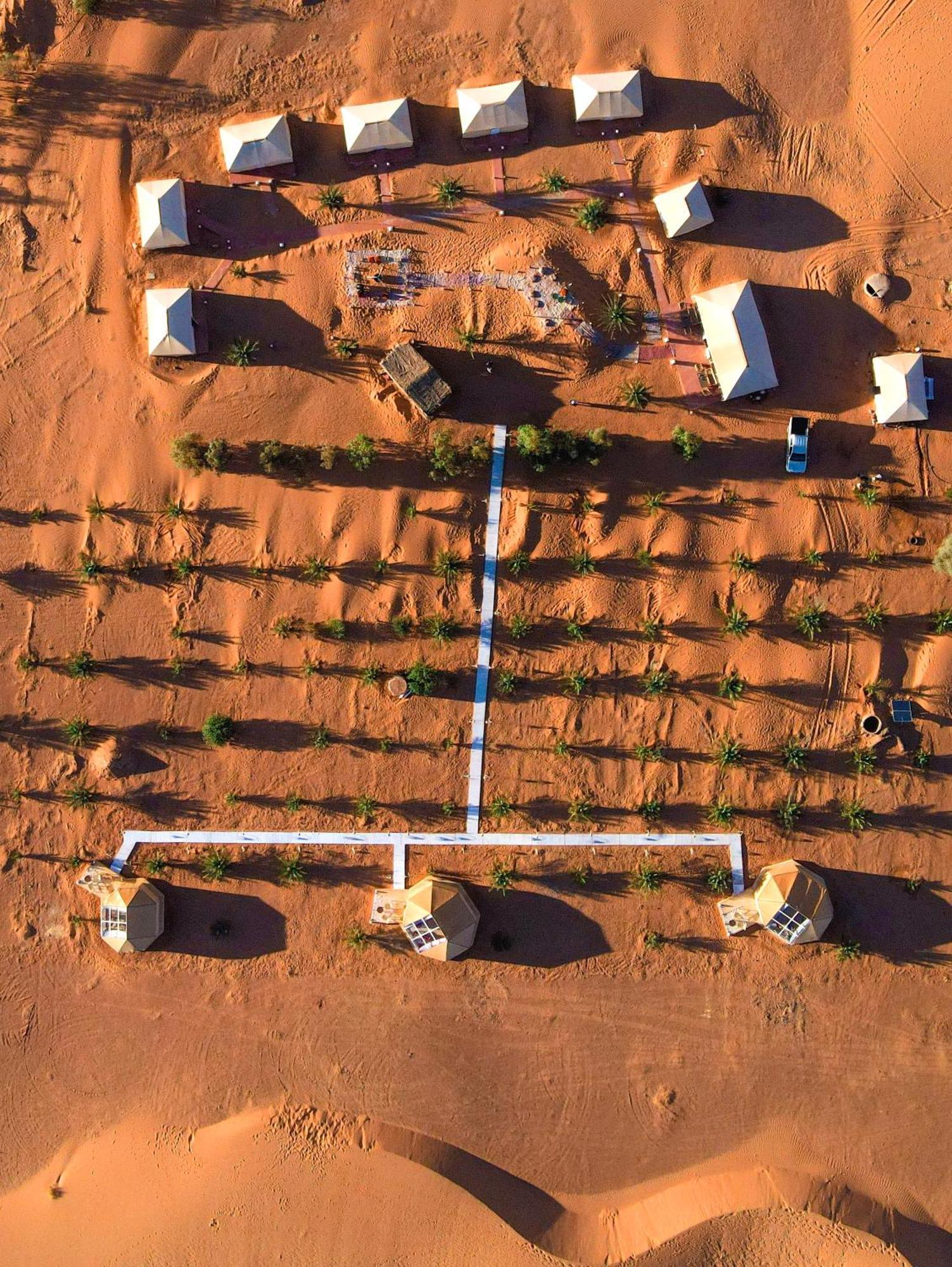 Sky View Camp Hotel Мерцуга Екстериор снимка